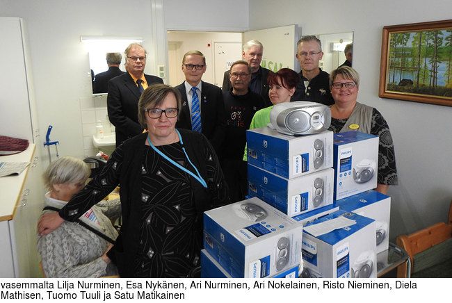 leijonat_mantykodissa.jpg-650x436-2a7594a40b95b75ffc5126011d.jpg
